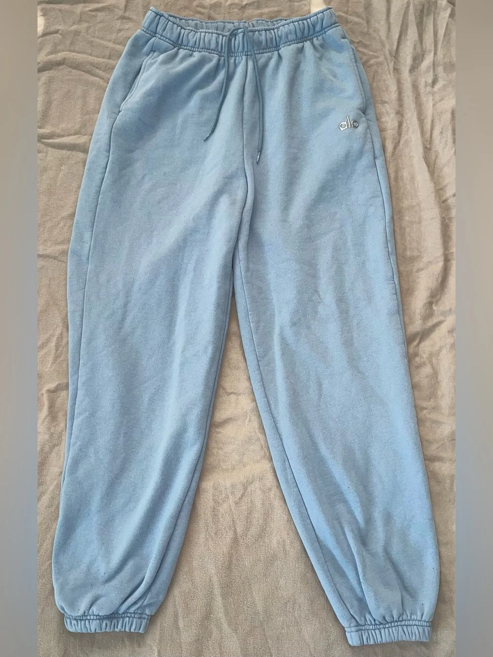 ALO Yoga Women’s Accolade Sweat Pants Joggers Blue Medium